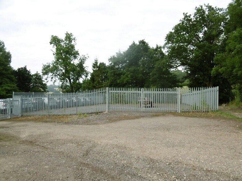 Storage Compound B, Forstal Farm, Goudhurst Rd, Tunbridge Wells à louer - Photo de l’immeuble – Image 2 sur 2