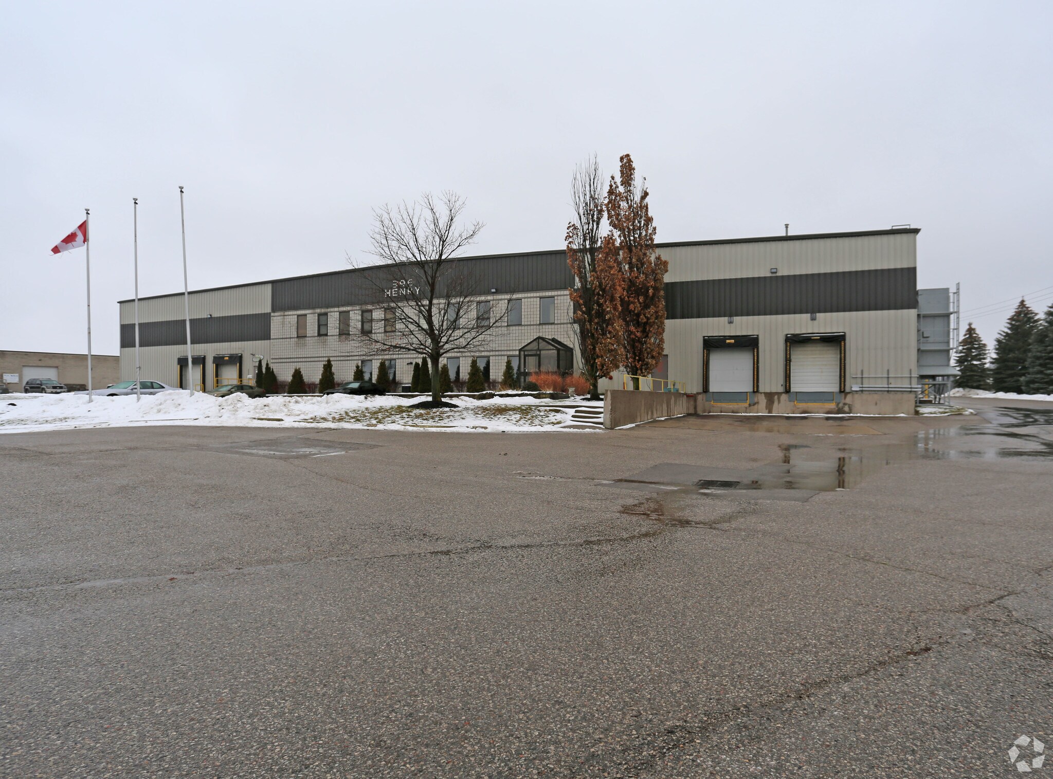 396 Henry St, Brantford, ON à louer Photo principale– Image 1 sur 4