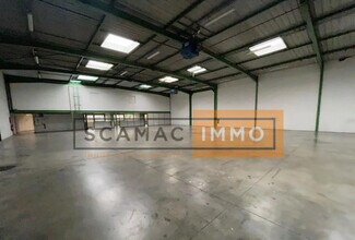 Local d’activités dans Saint-Thibault-des-Vignes à louer Photo de l’immeuble– Image 1 sur 4