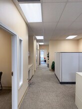 39 Prospect Hill Rd, East Windsor, CT à louer Photo intérieure– Image 2 sur 6