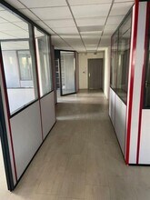 213 Rue De Gerland, Lyon à vendre Photo intérieure– Image 2 sur 9