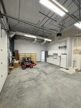 101 SW 14th Pl, Lincoln, NE à louer Photo de l’immeuble– Image 2 sur 8