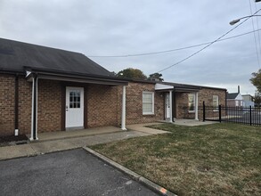 5532 Raby Rd, Norfolk, VA à louer Photo de l’immeuble– Image 1 sur 7