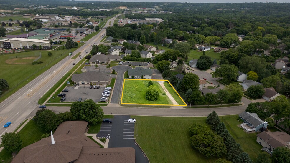 1022 Bel Air Ln, Rochester, MN à louer - Aérien – Image 3 sur 5
