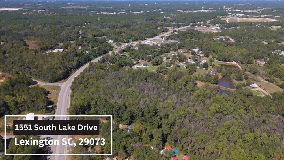 1551 S Lake Dr, Lexington, SC à vendre - Vidéo sur l’annonce professionnelle – Image 2 sur 3
