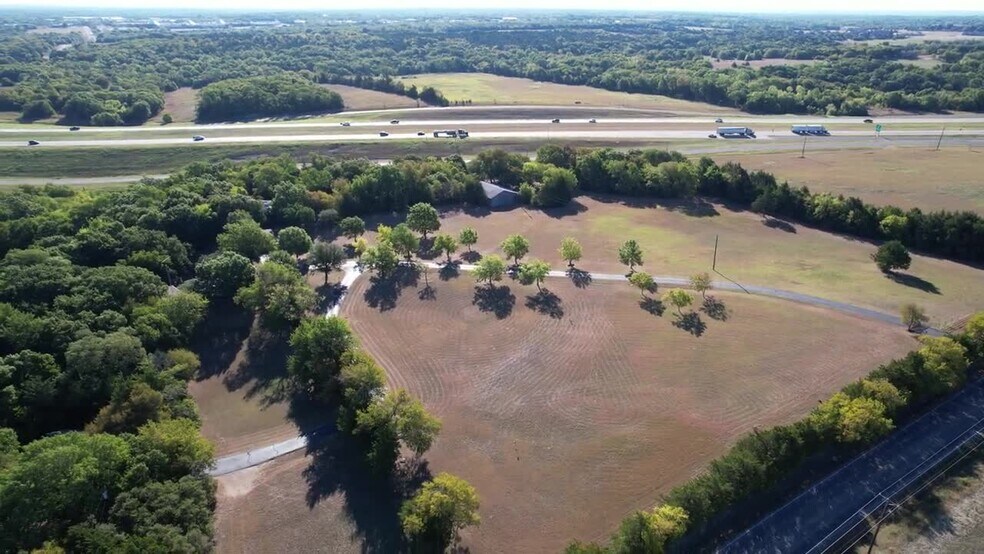 4379-4381 N Loy Lake Rd, Sherman, TX à vendre - Vidéo sur l’annonce professionnelle – Image 2 sur 11