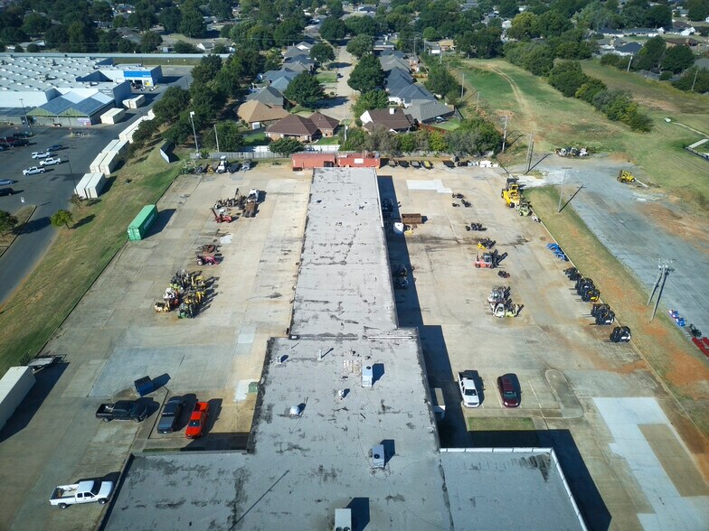 1909 N Highway 81, Duncan, OK à vendre - Photo de l’immeuble – Image 2 sur 80