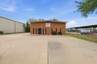 Plus de détails pour 212 N 16th St, La Porte, TX - Local d’activités à vendre