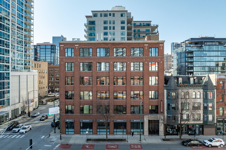 750 N Orleans St, Chicago, IL à louer - Photo de l’immeuble – Image 2 sur 7