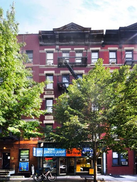 445 E 78th St, New York, NY à louer - Photo de l’immeuble – Image 3 sur 10