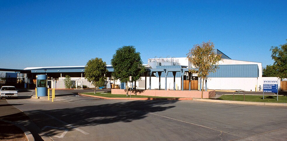 1300 N Fiesta Blvd, Gilbert, AZ à louer - Photo de l’immeuble – Image 2 sur 19