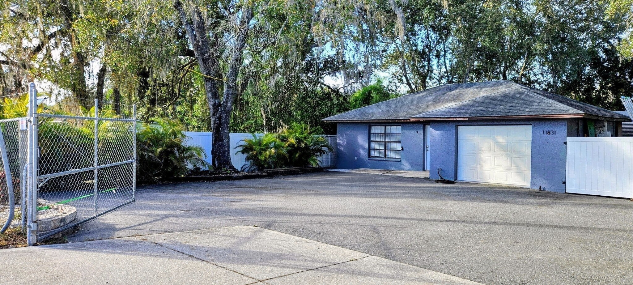 11831 State Road 52, Hudson, FL à louer Photo principale– Image 1 sur 20