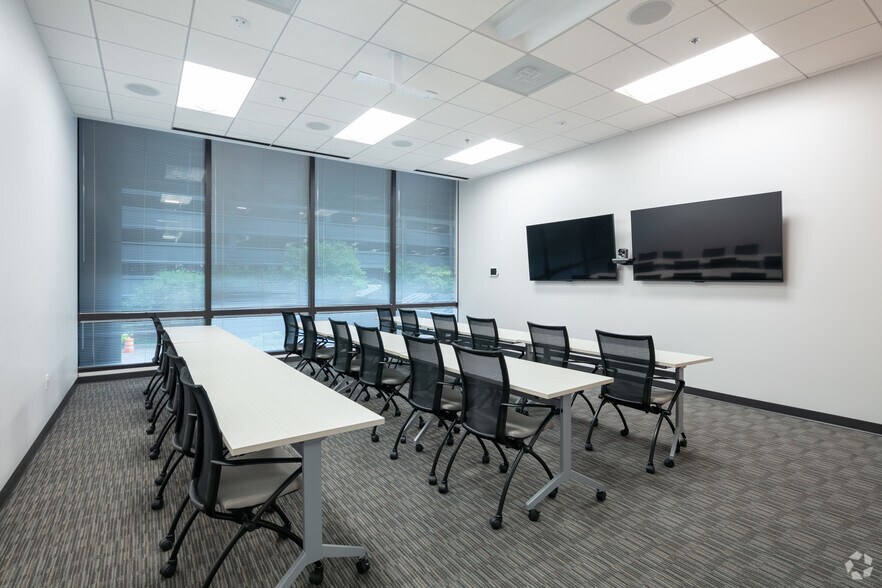 2 Ravinia Dr, Atlanta, GA à louer - Photo intérieure – Image 3 sur 51