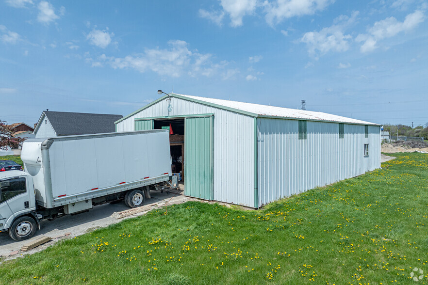 1413 Joe Orr Rd, Chicago Heights, IL à louer - Photo principale – Image 1 sur 4