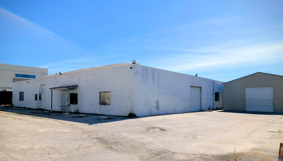 13614-13618 S Western Ave, Gardena, CA à louer - Photo de l’immeuble – Image 3 sur 4