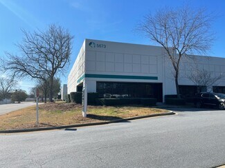 Plus de détails pour 5673 Old Dixie Hwy, Forest Park, GA - Industriel/Logistique à louer