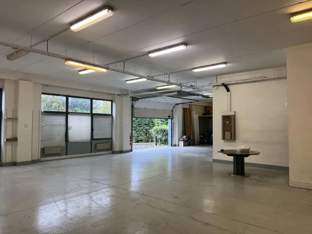 Local d’activités dans Roissy-en-France à louer Photo intérieure– Image 1 sur 10