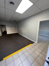 8407 Richmond Hwy, Alexandria, VA à louer Photo de l’immeuble– Image 2 sur 6