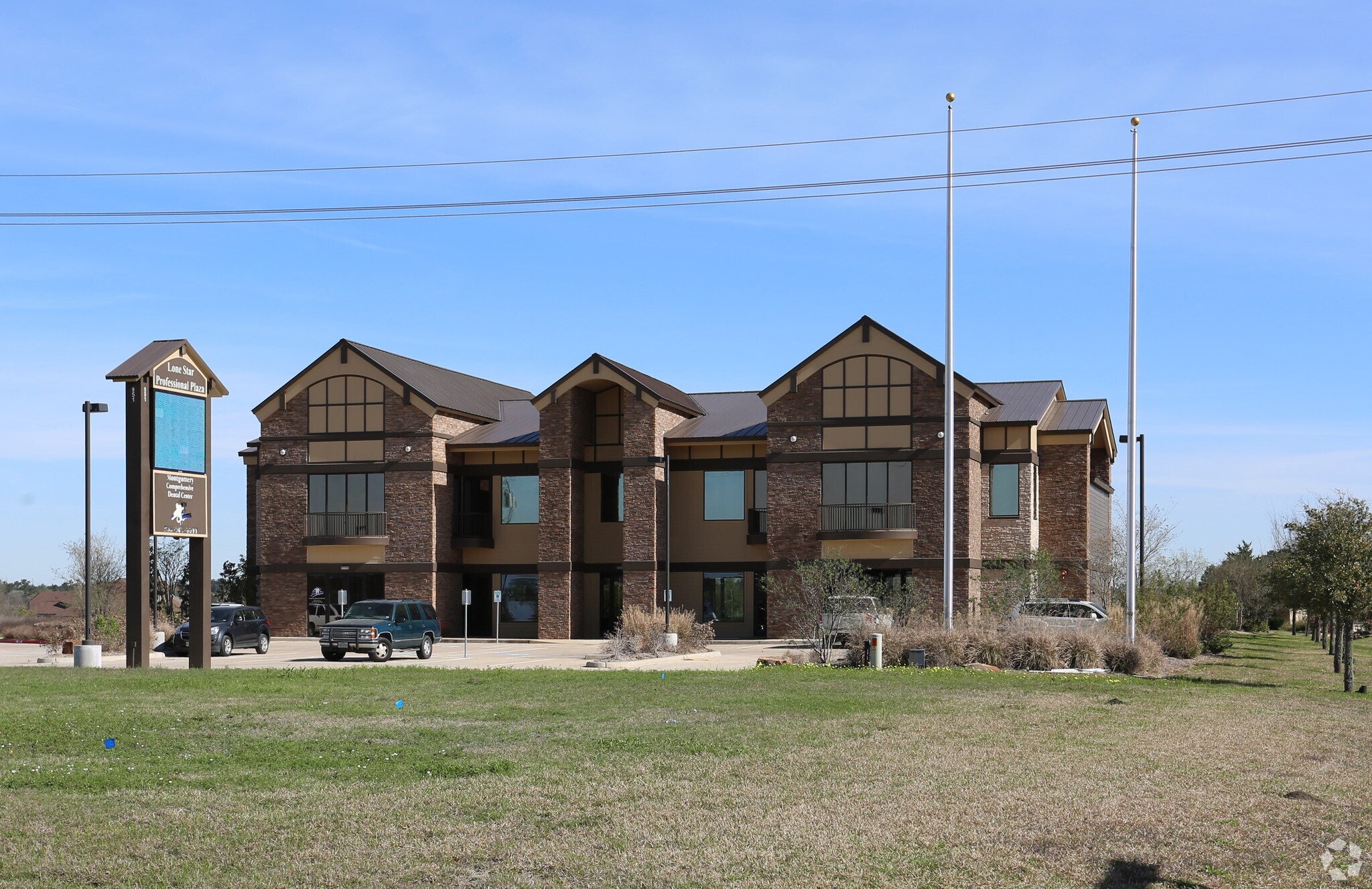 951 Lonestar Pky, Montgomery, TX à louer Photo principale– Image 1 sur 12
