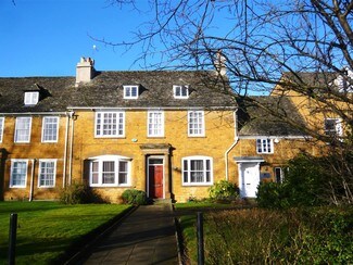 Plus de détails pour 46 South Bar St, Banbury - Bureau à louer
