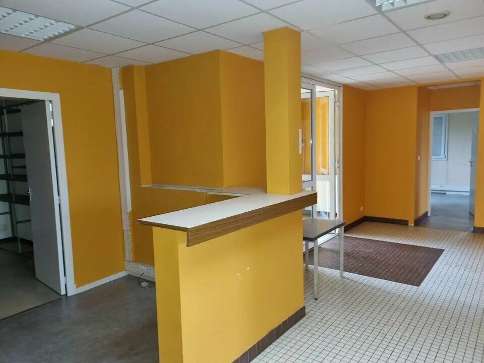 Bureau dans Agen à louer Photo de l’immeuble– Image 1 sur 5