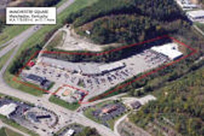 100-454 Manchester Shopping Ctr, Manchester, KY à louer Autre– Image 1 sur 3