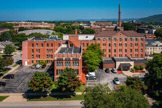 Plus de détails pour 1707 Main St, La Crosse, WI - Bureau à vendre