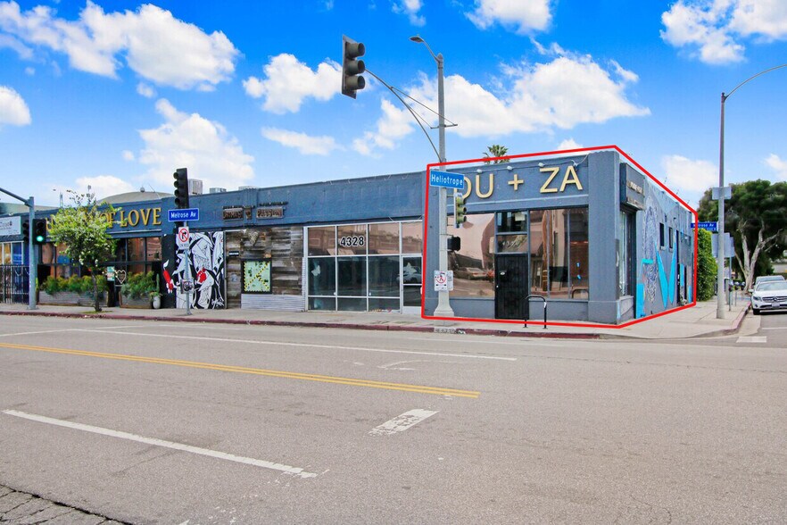 4318-4330 Melrose Ave, Los Angeles, CA à louer - Photo de l’immeuble – Image 1 sur 14