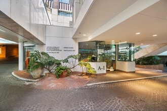 413-445 N Rodeo Dr, Beverly Hills, CA à louer Photo intérieure– Image 2 sur 21