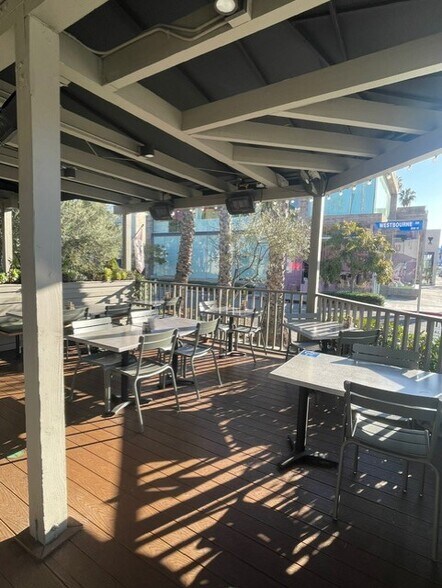 8607 Melrose Ave, West Hollywood, CA à louer - Photo de l’immeuble – Image 3 sur 14