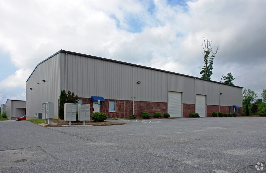 317 Habersham Rd, High Point, NC à louer - Photo principale – Image 2 sur 7