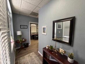 15436 N Florida Ave, Tampa, FL à louer Photo intérieure– Image 1 sur 5