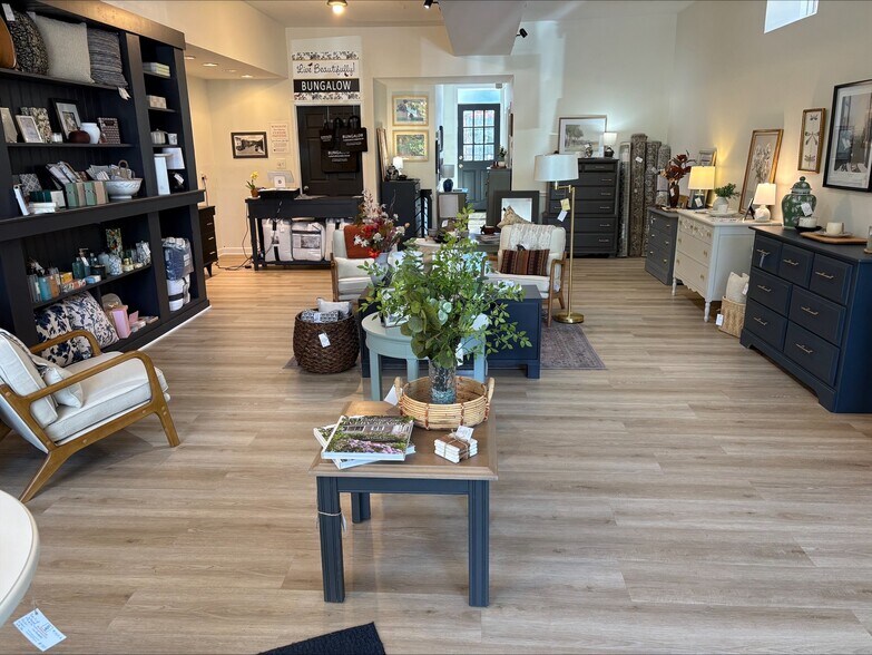 401 E Main St, Front Royal, VA à vendre - Photo de l’immeuble – Image 3 sur 19