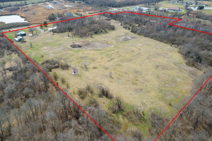 1408 W Longstreet Rd, Marion, IL à vendre - Photo de l’immeuble – Image 3 sur 7