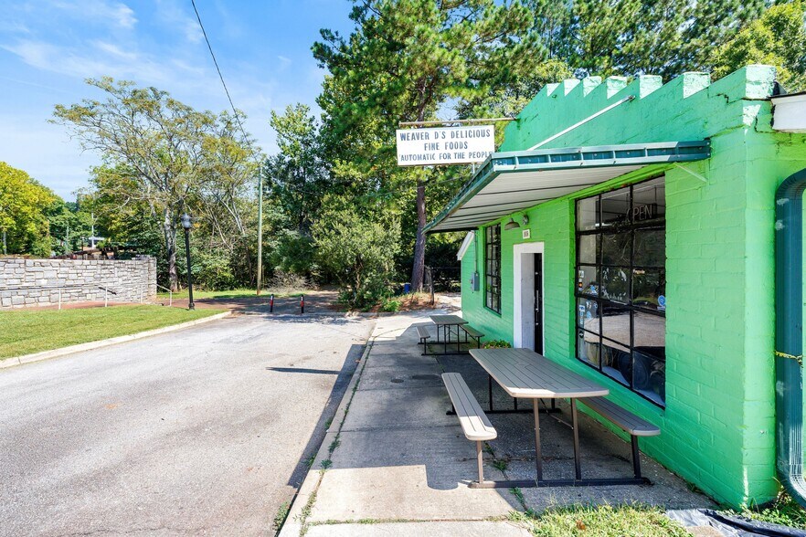 1016 E Broad St, Athens, GA à vendre - Photo de l’immeuble – Image 3 sur 13