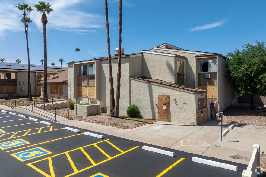 152 N 56th St, Mesa, AZ à vendre - Photo de l’immeuble – Image 3 sur 5