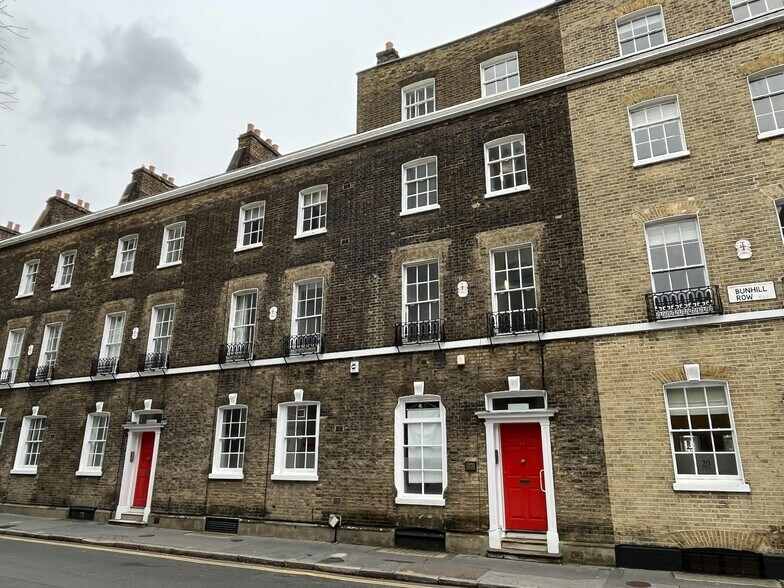 21 Bunhill Row, Londres à louer - Photo de l’immeuble – Image 2 sur 7