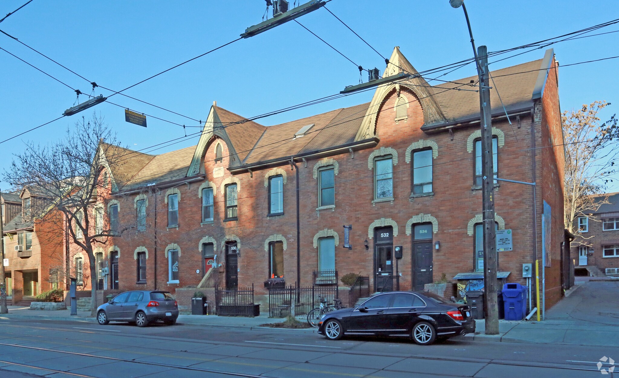 524-534 Queen St E, Toronto, ON à vendre Photo principale– Image 1 sur 7