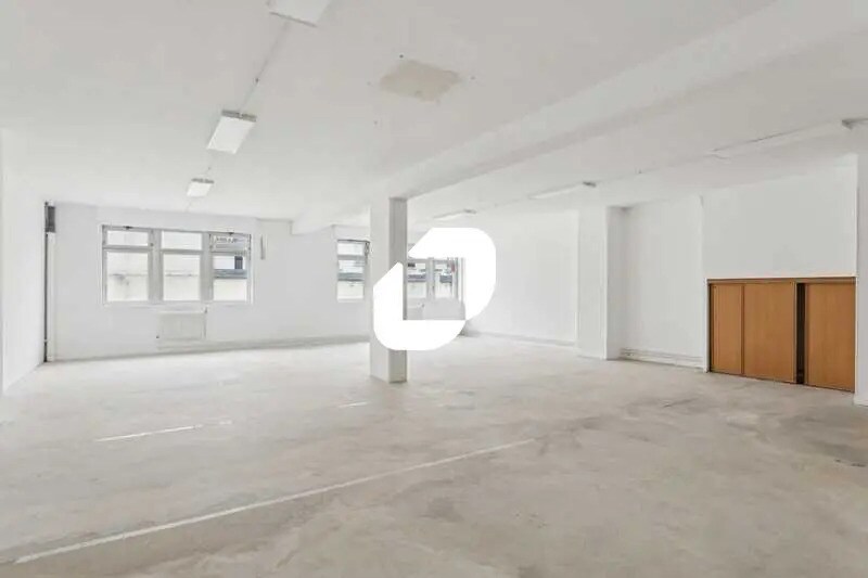 60 Rue Saint-Sabin, Paris à louer - Photo de l’immeuble – Image 1 sur 14