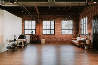 140-148 E Virginia St, San Jose, CA à louer Photo intérieure– Image 2 sur 7