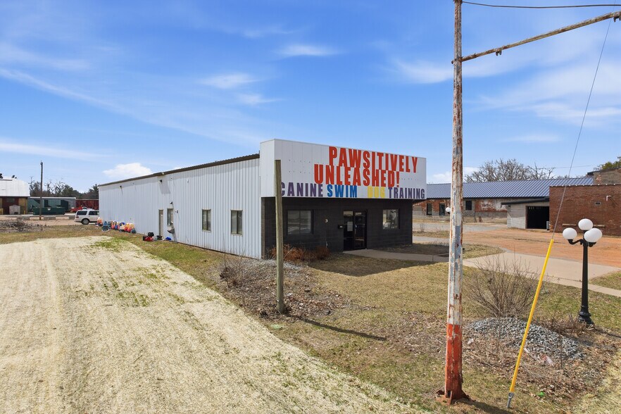 2109 Madison St, Stevens Point, WI à vendre - Photo de l’immeuble – Image 2 sur 19