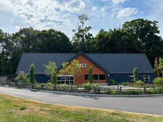 Plus de détails pour 600 E Putnam Ave, Cos Cob, CT - Local commercial à louer