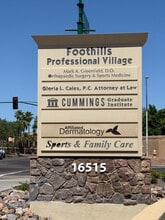 16515 S 40th St, Phoenix, AZ à louer Photo de l’immeuble– Image 2 sur 11