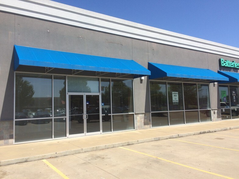 7230 Youree Dr, Shreveport, LA à louer - Photo de l’immeuble – Image 2 sur 3
