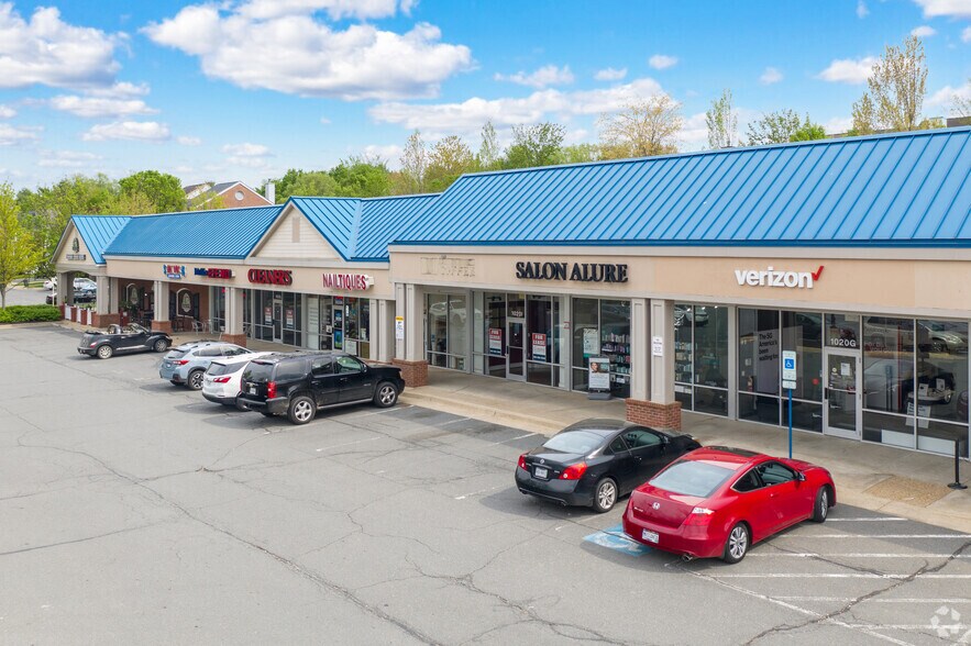 1020 E Main St, Purcellville, VA à louer - Photo de l’immeuble – Image 2 sur 3