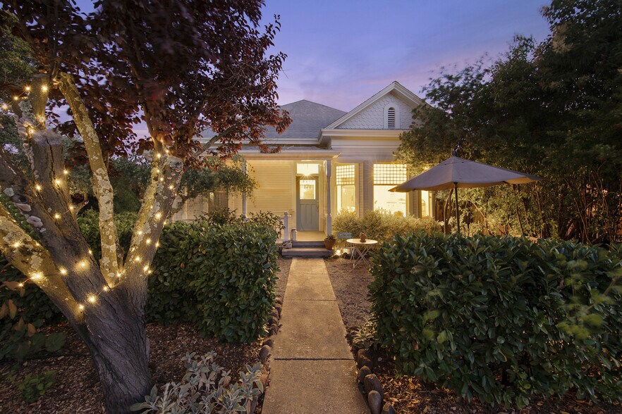 171 W Spain St, Sonoma, CA à vendre - Photo de l’immeuble – Image 2 sur 21