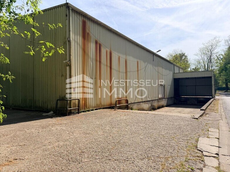 Industriel/Logistique dans Bois-le-Roi à vendre - Photo de l’immeuble – Image 2 sur 4