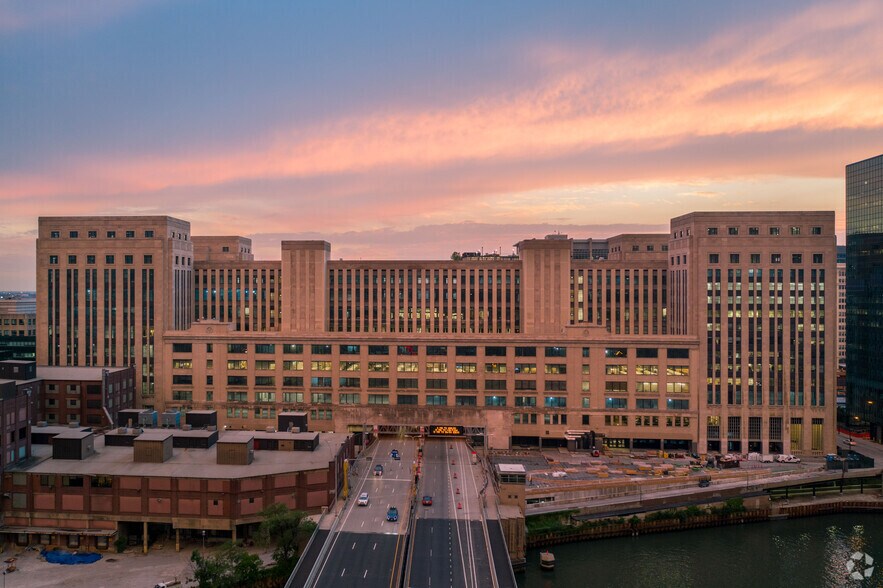 433 W Van Buren St, Chicago, IL à louer - Photo de l’immeuble – Image 2 sur 36