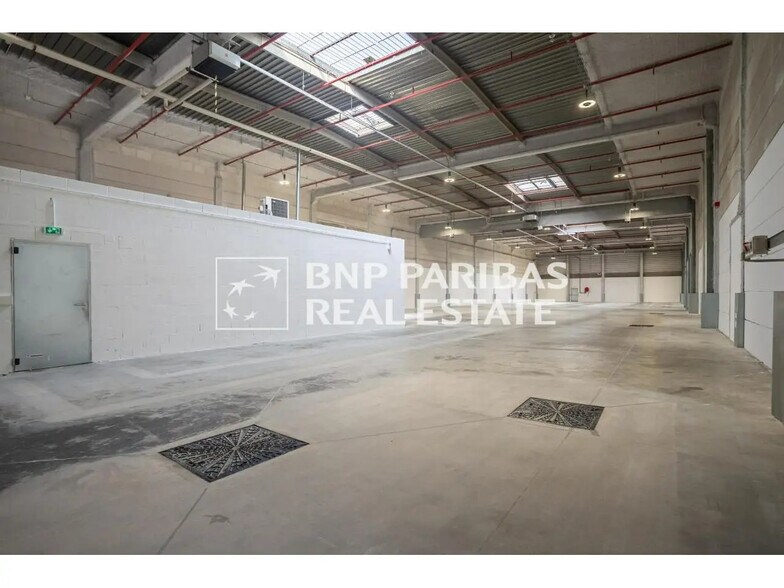 10 Rue Diderot, Rosny-sous-Bois à louer - Photo de l’immeuble – Image 1 sur 5