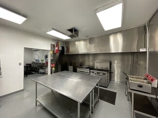 Plus de détails pour 4310 E McDowell Rd, Phoenix, AZ - Local commercial à louer